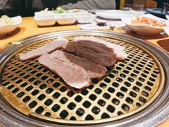 -唯成•韩国炭火烤肉 유성고기