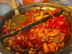 -鸣记脆皮烤鱼·海鲜烤鱼(三八广场店)