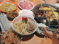 -周小明火锅(黑金冠社区店)