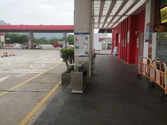 -阳山北服务区-停车场