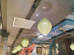 -湊湊火锅·茶憩(南京东路悦荟店)