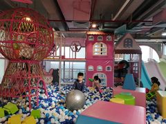 -星舰梦航(广百广场荔胜店)