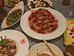 -肥肥虾庄·金牌油焖大虾(杨园滨江时代walk店)