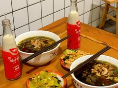 -矮子粉店1985·长沙米粉(湘春路店)