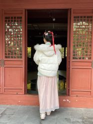 -汉仪华裳汉服馆(打浦桥店)