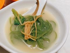招牌三色面-煲宫猪肚鸡(晶品店)