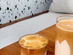 -Line 咖啡(石厦花园店)