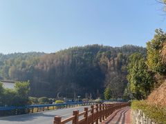 -梅岭月亮湾山体公园