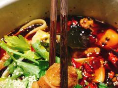 特色鸡肉-晓彭肥肠鸡·泡椒鸡火锅(水木天地店)