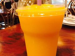 -Dang restaurant (patong phuket)