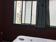 -国医整脊馆(武夷路店)