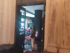-Salon de The de Joel Robuchon(外滩18号店)