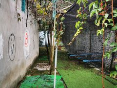 -东湖小天池真人CS彩弹野战基地