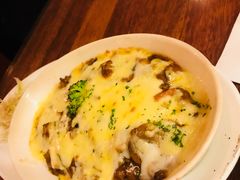 -玛格萝妮比萨屋(四平店)
