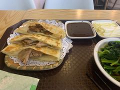 -李连贵熏肉大饼(金隅嘉品Mall店)