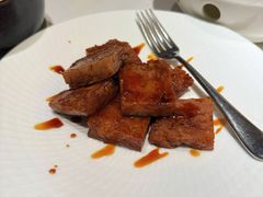 蜜汁煎荔浦香芋-扬州香格里拉·香宫中餐厅