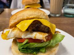 牛蛋蛋汉堡-马尾咖啡(宏济新路店)
