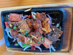 -莲餐厅·湖北菜·潜江小龙虾店(愚园路店)