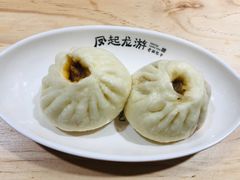 老面土猪肉包-凤起龙游老面包子(凯德晶品店)
