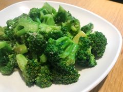 蒜蓉西兰花-宏记广东客家菜(丰汇店)