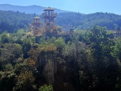 -彩色沙林风景区