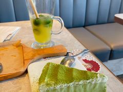 -必胜客(尹山湖歌林公园店)