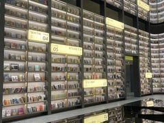 -上海虹桥中心爱琴海亚朵S酒店