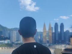 -白象居