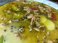 激情花椒鱼-有红鸡毛店·川菜(建设路店)