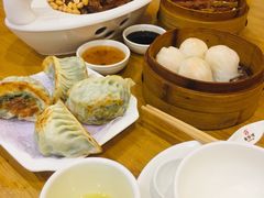 广式煎饺-粤仔湾砂锅粥(金太湖店)