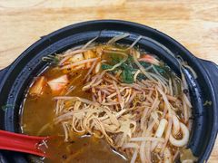 -三品阁过桥米线(万达店)