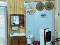 -粘豆包柴火铁锅炖