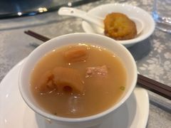 -莲餐厅·湖北菜·潜江小龙虾店(愚园路店)