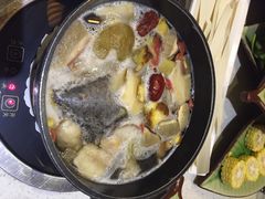 一叶一世界藏茶素食火锅-一叶一世界•素食餐厅(环球中心店)