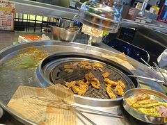 -哈哈碳都·牛肋条无限自助烤肉(台江万达店)