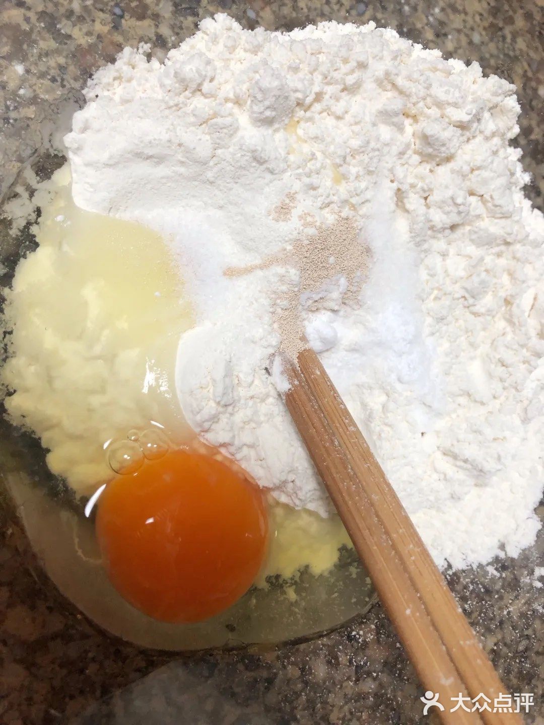 切好形状盖上保鲜膜，二次发孝10分钟就可以下锅了