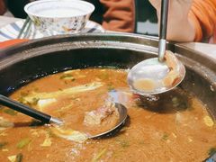 -腩得欢喜·牛腩煲火锅(万庭大厦店)