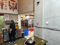 -黄潇洒老火锅(九眼桥宏济巷店)