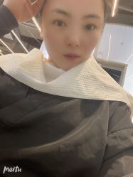 -PE SALON 