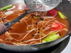 -王奋斗贵州酸汤牛肉火锅