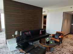 -上海虹桥西郊假日酒店