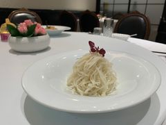 -醉辉皇上海之巅(上海中心大厦店)