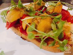 海胆面包配辣椒黄油-Ocean's Table 欧舍