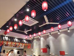-爆炸头阿姨小四川正宗川味小吃(无任何分店)
