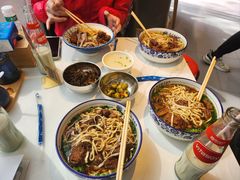 -镇南锅盖面馆(解放路店)