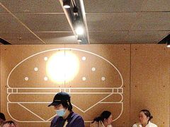 -麦当劳(中山公园龙之梦店)