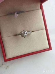 -威德钻石-克拉钻大本营(南京东路店)