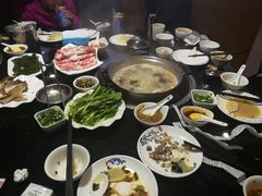 -丫丫汤膳打边炉(宏府408坊店)