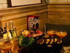 -鹿萤季·营地小馆(皇后公园店)