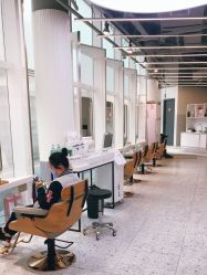 -PE SALON 
